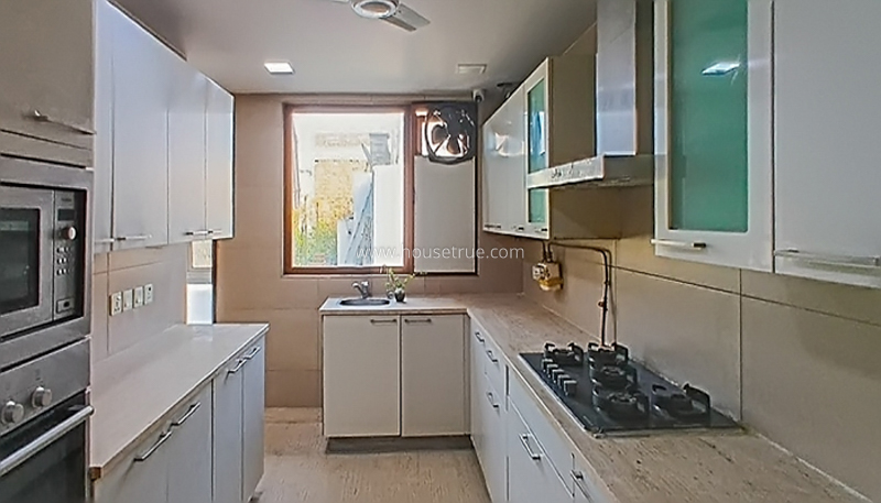 4 BHK Flat For Rent in Panchsheel Park