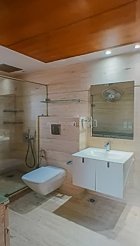 4 BHK Flat For Rent in Panchsheel Park