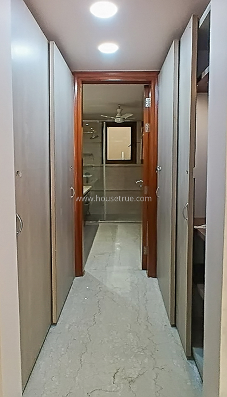 4 BHK Flat For Rent in Panchsheel Park