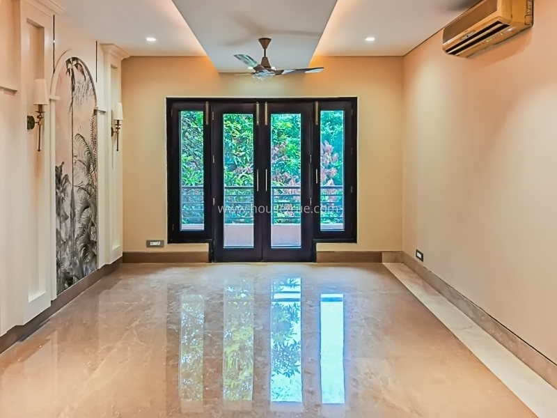 3 BHK Flat For Rent in Chanakyapuri