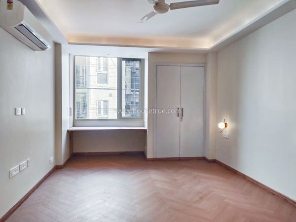 2 BHK Flat For Rent in Vasant Vihar