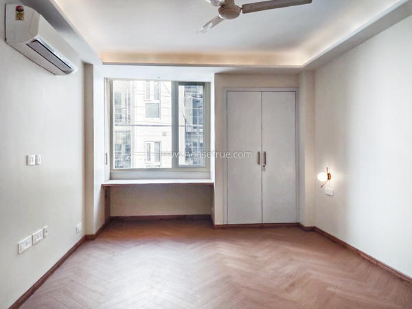 2 BHK Flat For Rent in Vasant Vihar