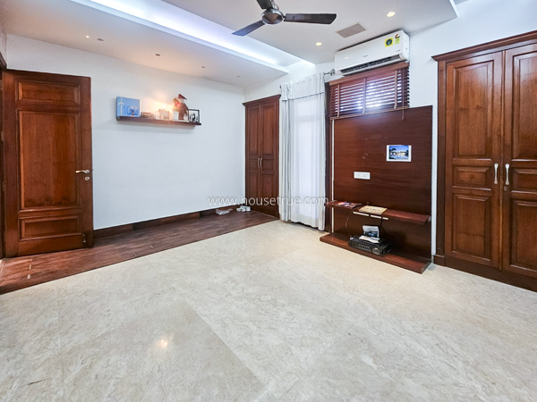 4 BHK Flat For Rent in Gulmohar Park