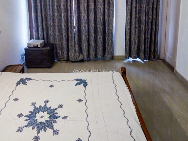 2 BHK Flat For Rent in Defence Colony