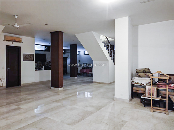 4 BHK Duplex For Rent in Hauz Khas Enclave