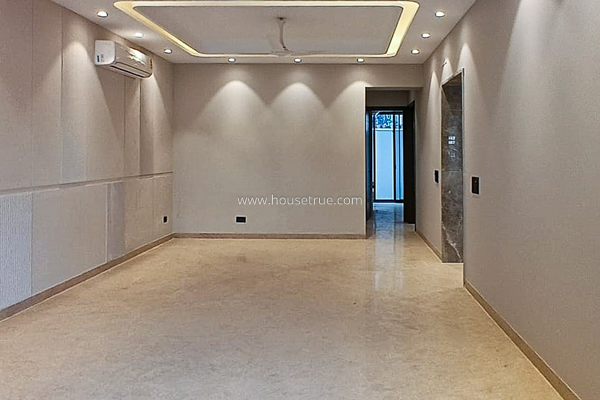 3 BHK Flat For Rent in Defence Colony