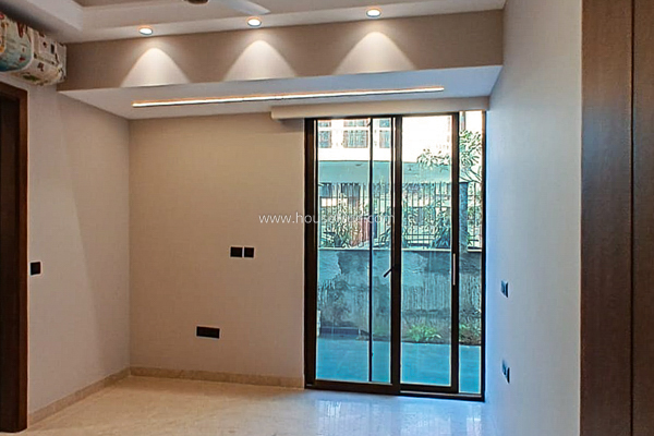 3 BHK Flat For Rent in Defence Colony