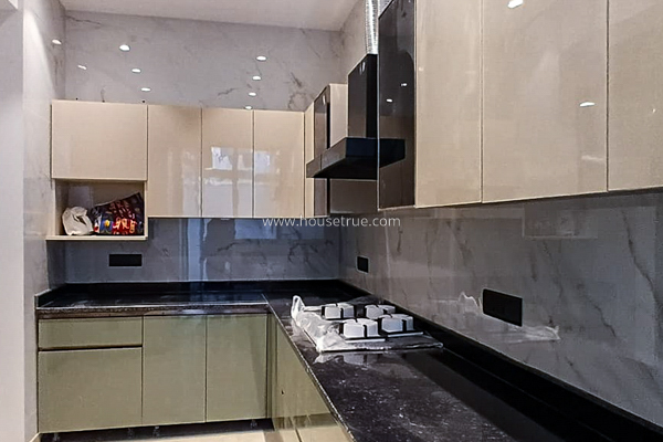 3 BHK Flat For Rent in Defence Colony