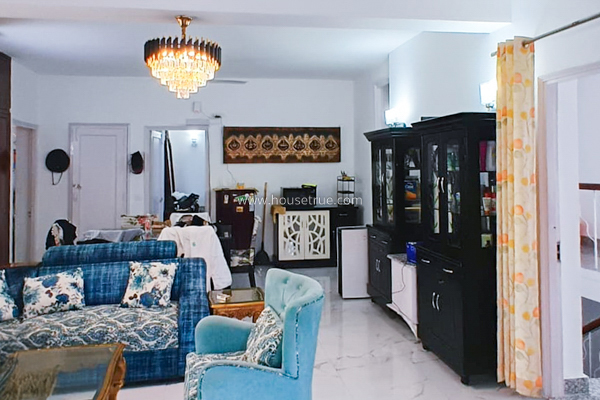 2 BHK Flat For Rent in Defence Colony