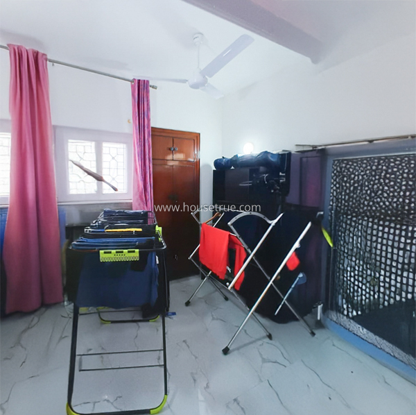 2 BHK Flat For Rent in Defence Colony