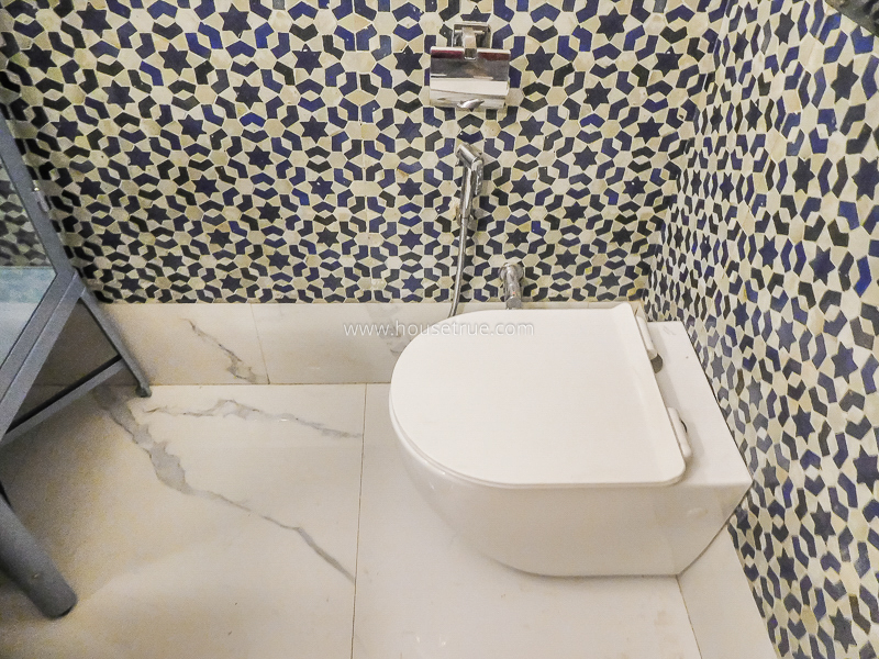 3 BHK Builder Floor For Rent in Defence Colony