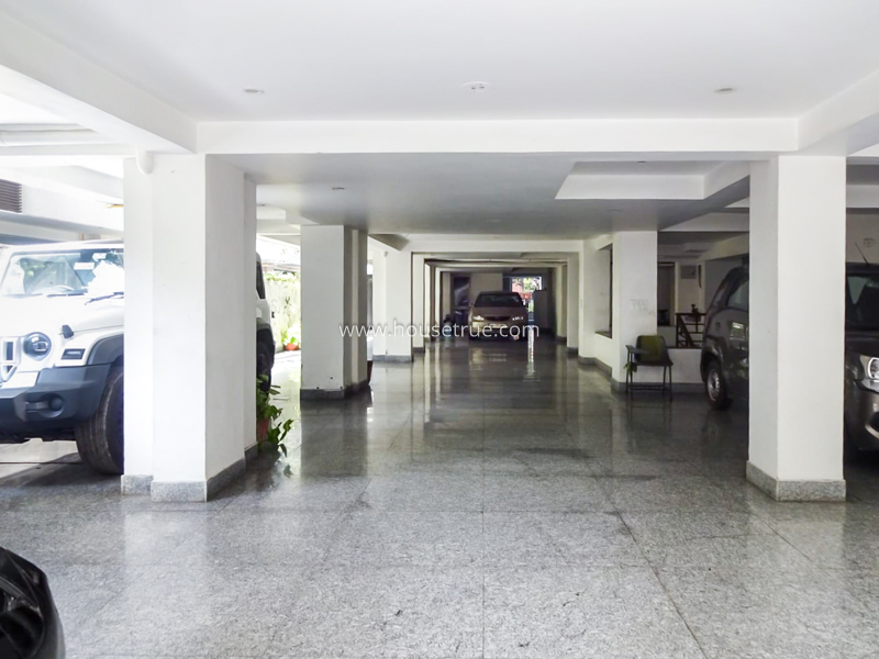 4 BHK Flat For Rent in Maharani Bagh