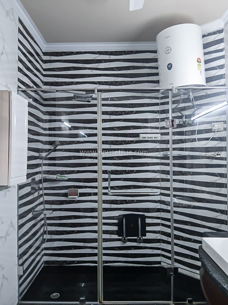 3 BHK Flat For Rent in Defence Colony