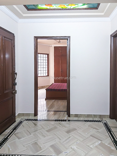 3 BHK Flat For Rent in Defence Colony