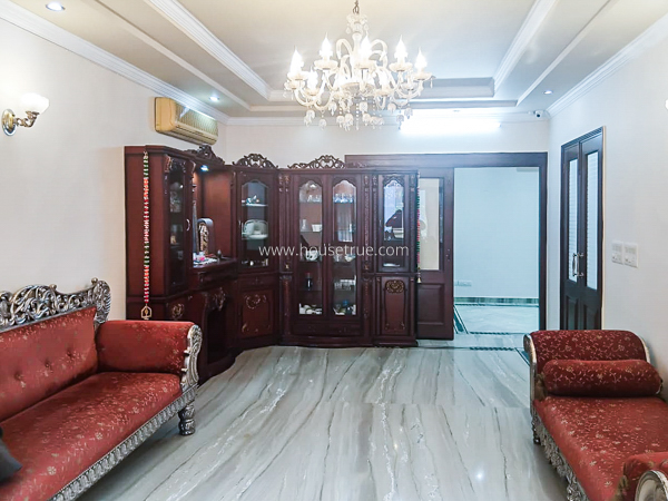 3 BHK Flat For Rent in Defence Colony