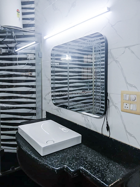 3 BHK Flat For Rent in Defence Colony