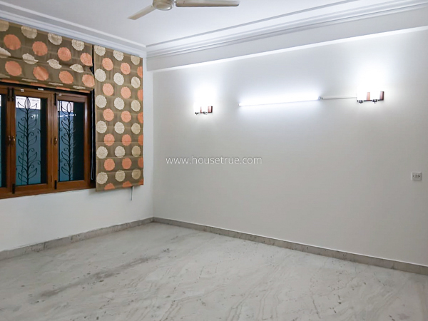 3 BHK Flat For Rent in Defence Colony