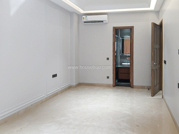 3 BHK Flat For Rent in Jangpura Extension
