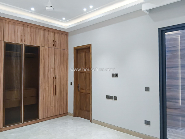 3 BHK Flat For Rent in Jangpura Extension