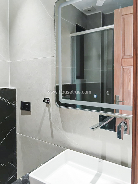 3 BHK Flat For Rent in Jangpura Extension