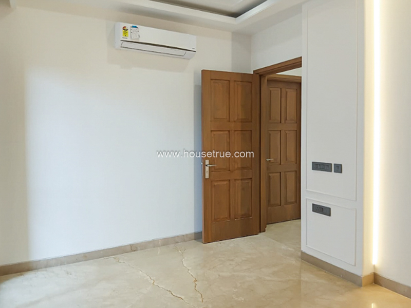 3 BHK Flat For Rent in Jangpura Extension