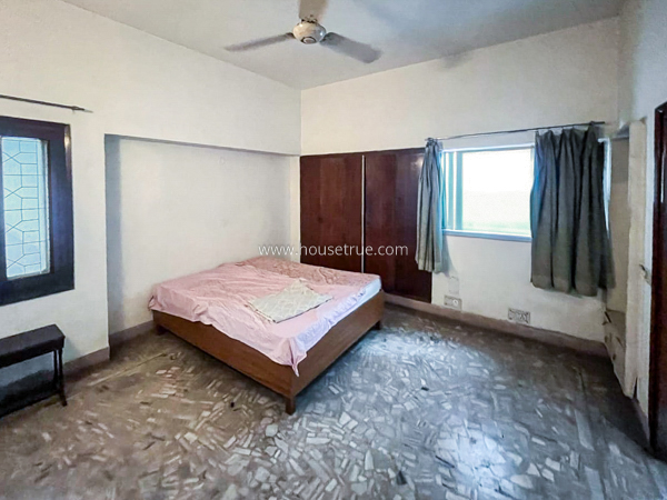 2 BHK Flat For Rent in Defence Colony