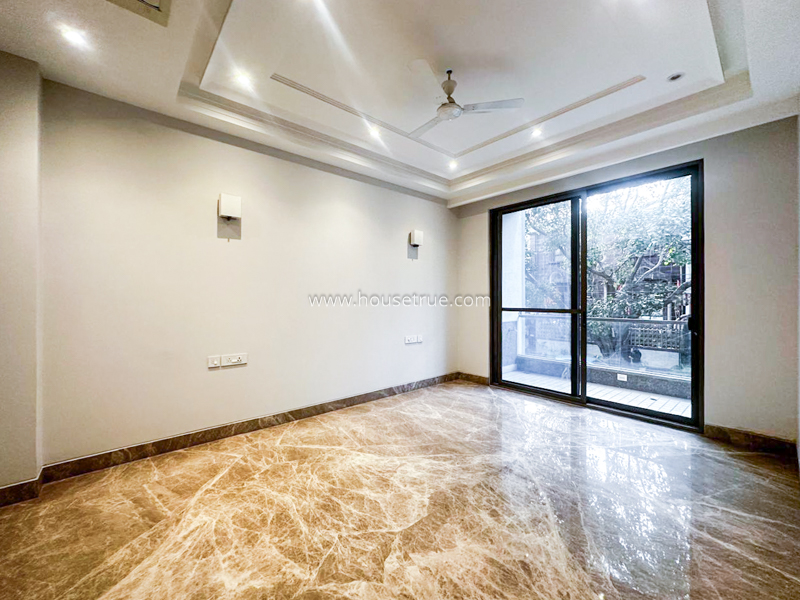 4 BHK Flat For Rent in Defence Colony