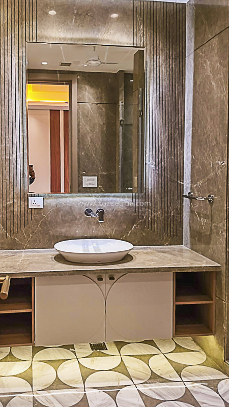 4 BHK Builder Floor For Rent in Vasant Vihar