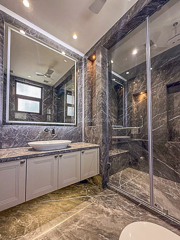 4 BHK Builder Floor For Rent in Vasant Vihar