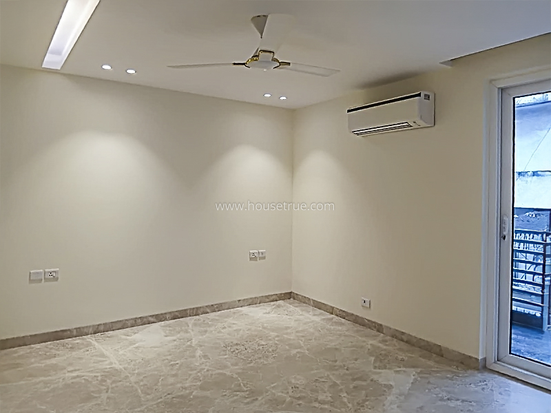 4 BHK Duplex For Rent in New Friends Colony