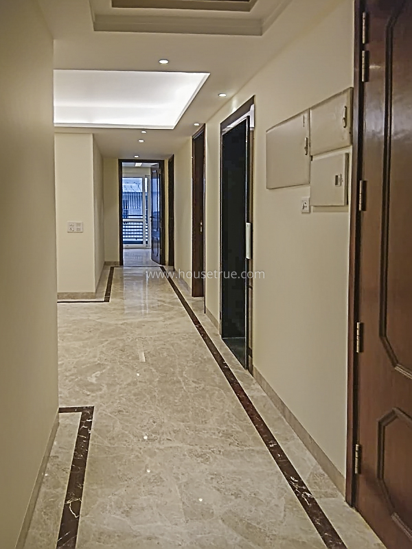 4 BHK Duplex For Rent in New Friends Colony