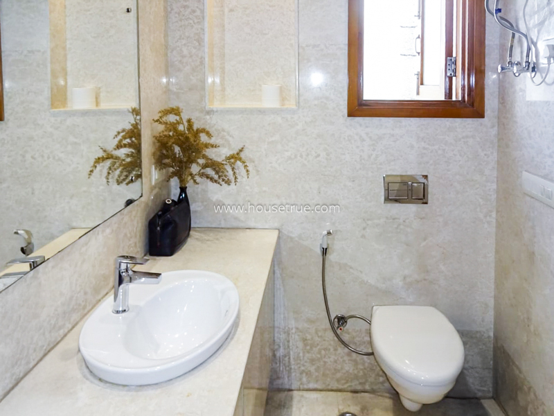 4 BHK Builder Floor For Rent in South Extension 2