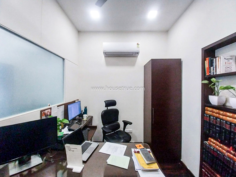 4 BHK Flat For Rent in Sundar Nagar