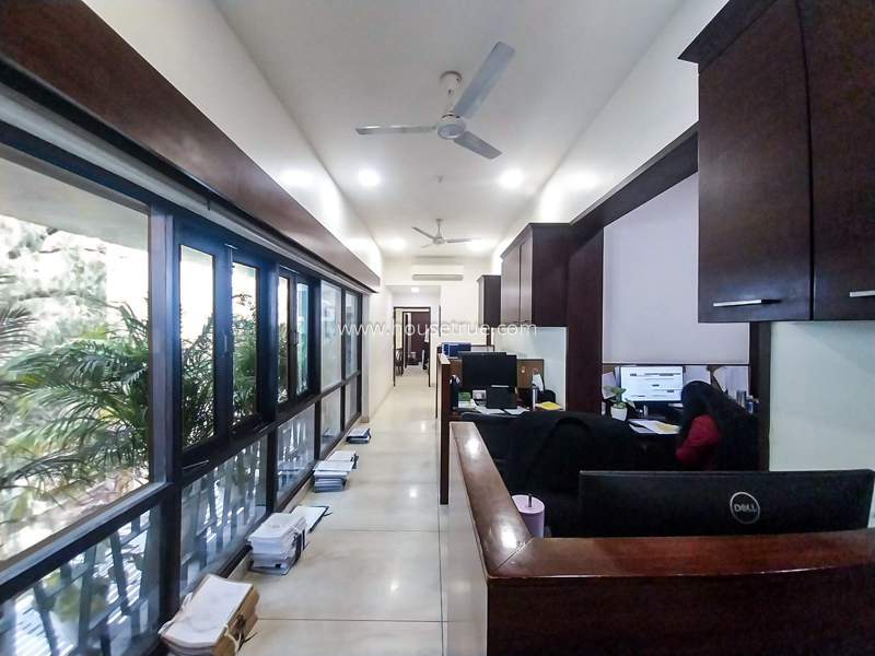 4 BHK Flat For Rent in Sundar Nagar