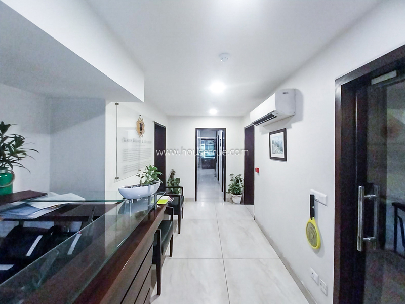 4 BHK Flat For Rent in Sundar Nagar