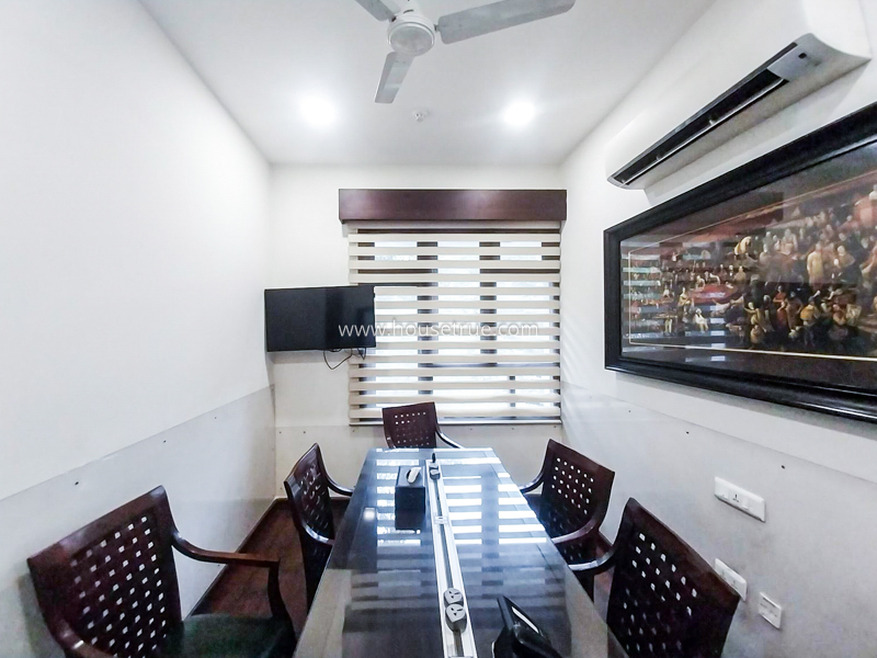 4 BHK Flat For Rent in Sundar Nagar