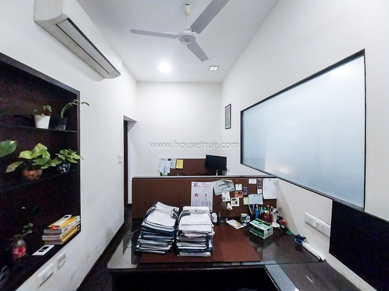 4 BHK Flat For Rent in Sundar Nagar