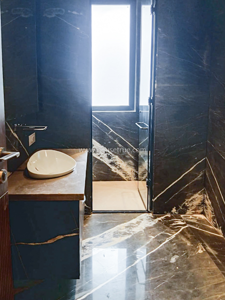 4 BHK Builder Floor For Rent in Defence Colony