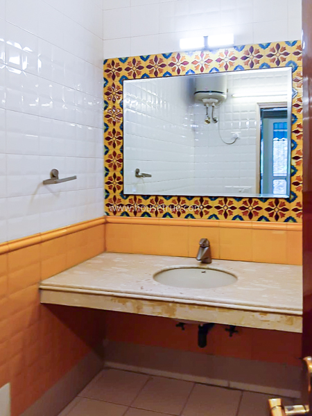 4 BHK Flat For Rent in Defence Colony