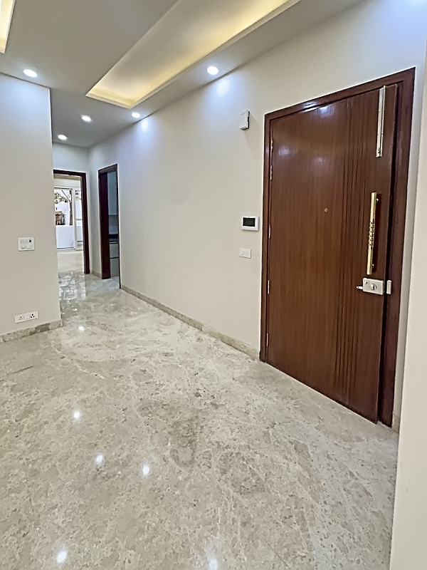 12 BHK Entire-Building For Rent in Green Park