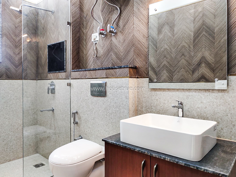 12 BHK Entire-Building For Rent in Green Park
