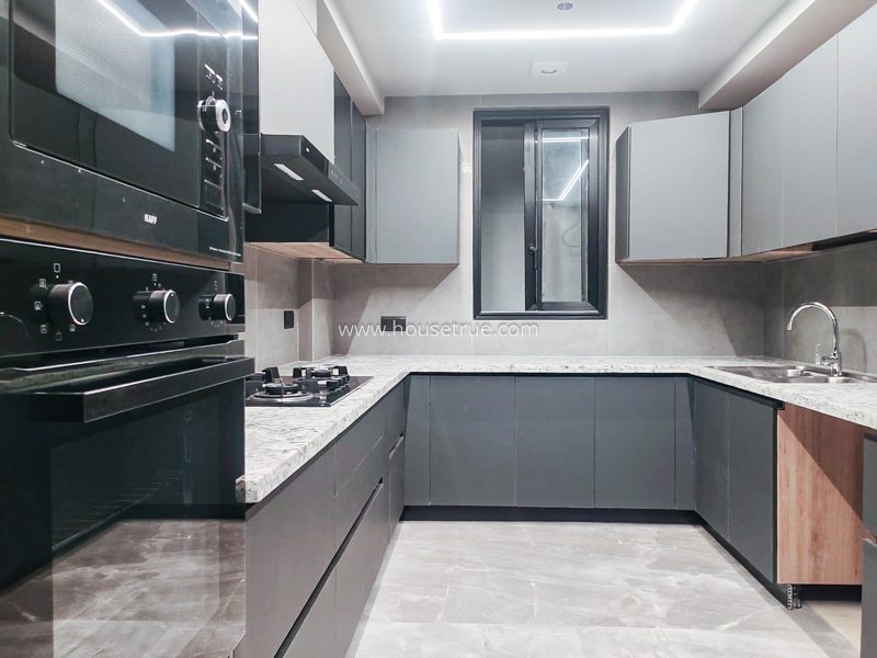 4 BHK Flat For Rent in Hauz Khas