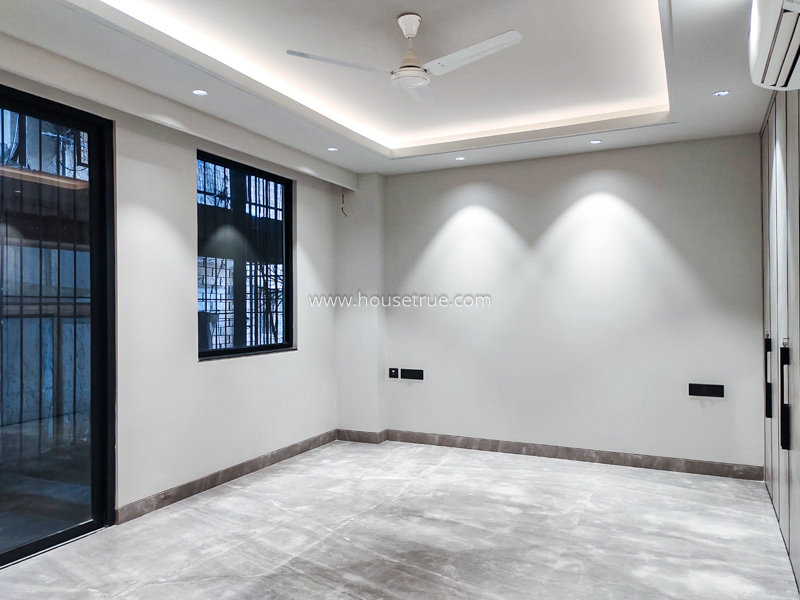 4 BHK Flat For Rent in Hauz Khas