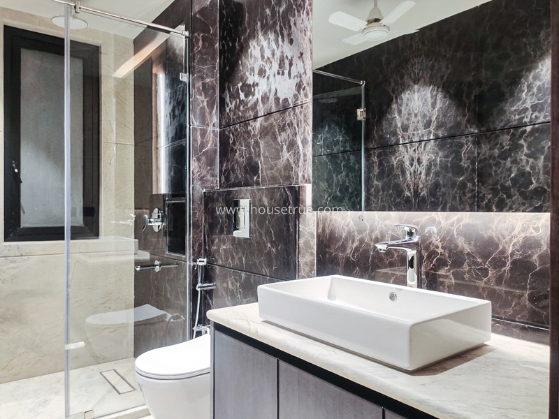 4 BHK Flat For Rent in Hauz Khas