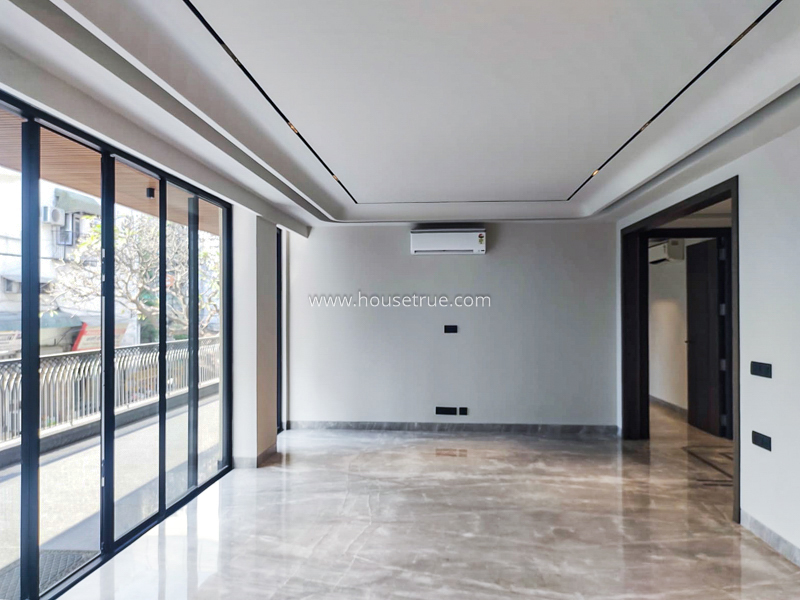 4 BHK Flat For Rent in Hauz Khas