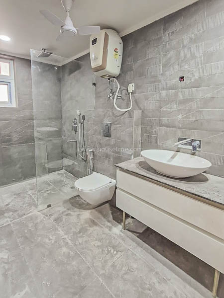 4 BHK Builder Floor For Rent in Panchsheel Enclave