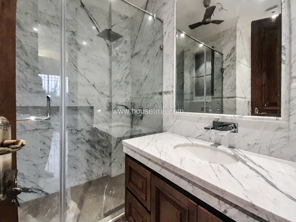 3 BHK Builder Floor For Rent in Safdarjung Enclave