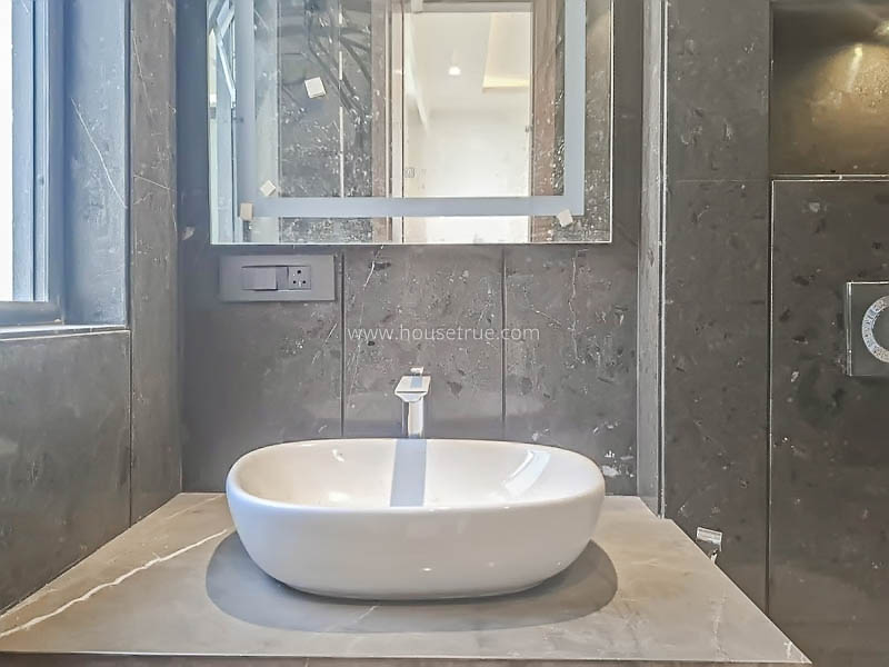 4 BHK Builder Floor For Rent in Safdarjung Development Area