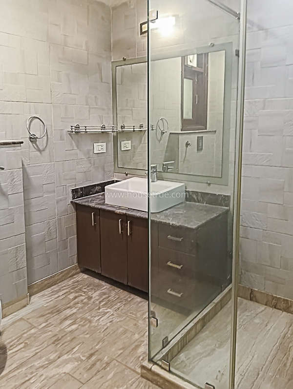 3 BHK Builder Floor For Rent in Panchsheel Enclave