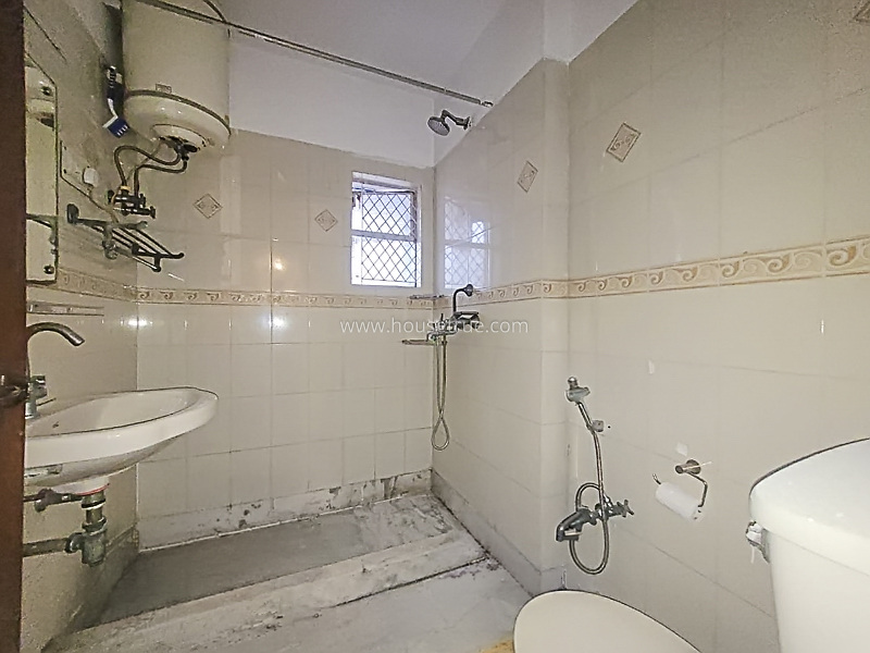 3 BHK Flat For Rent in Panchsheel Enclave